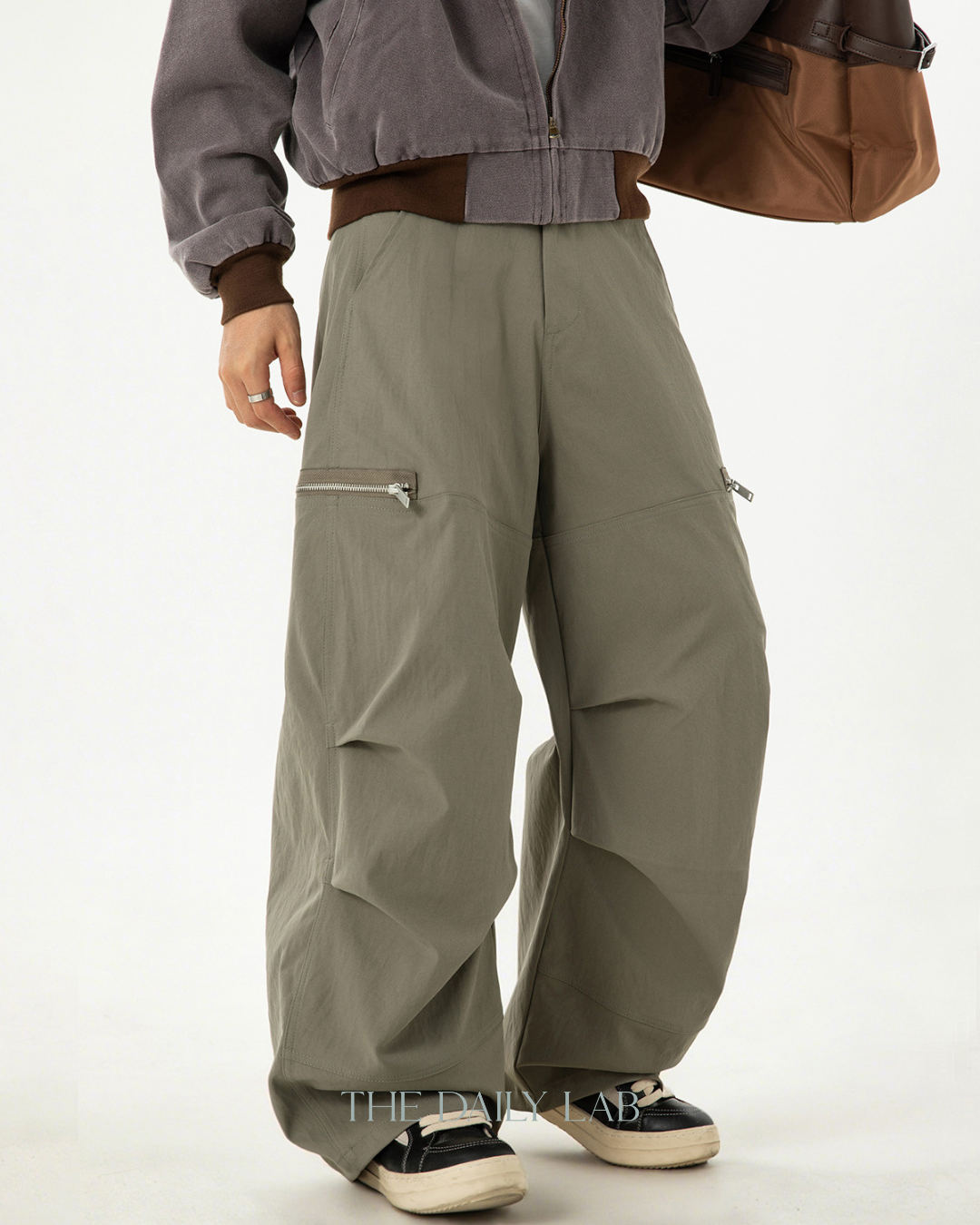 American Vintage Pleated Curved Blade Casual Pants In Khaki