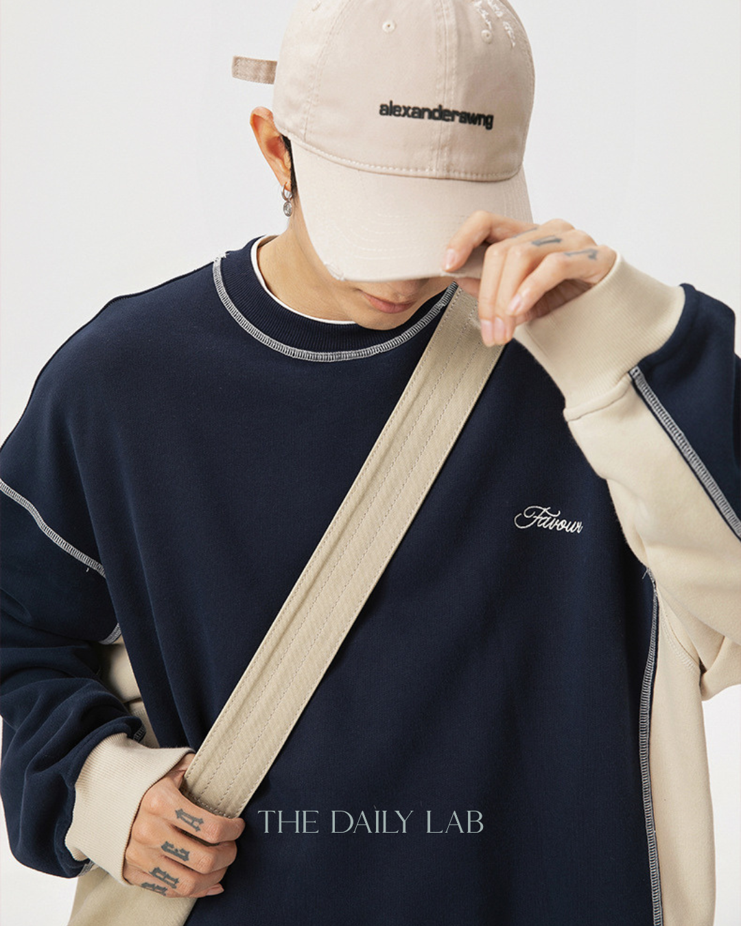 Retro Color Stitch Sweatshirt in Navy Blue