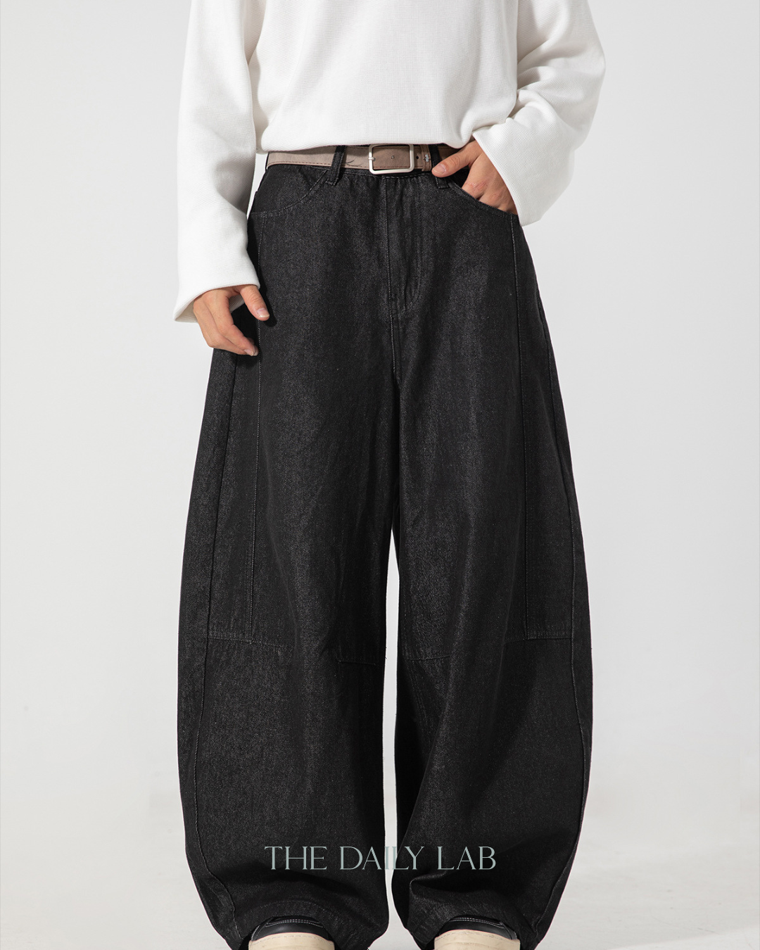 American Vintage Raw Denim Curved Blade Jeans In Black