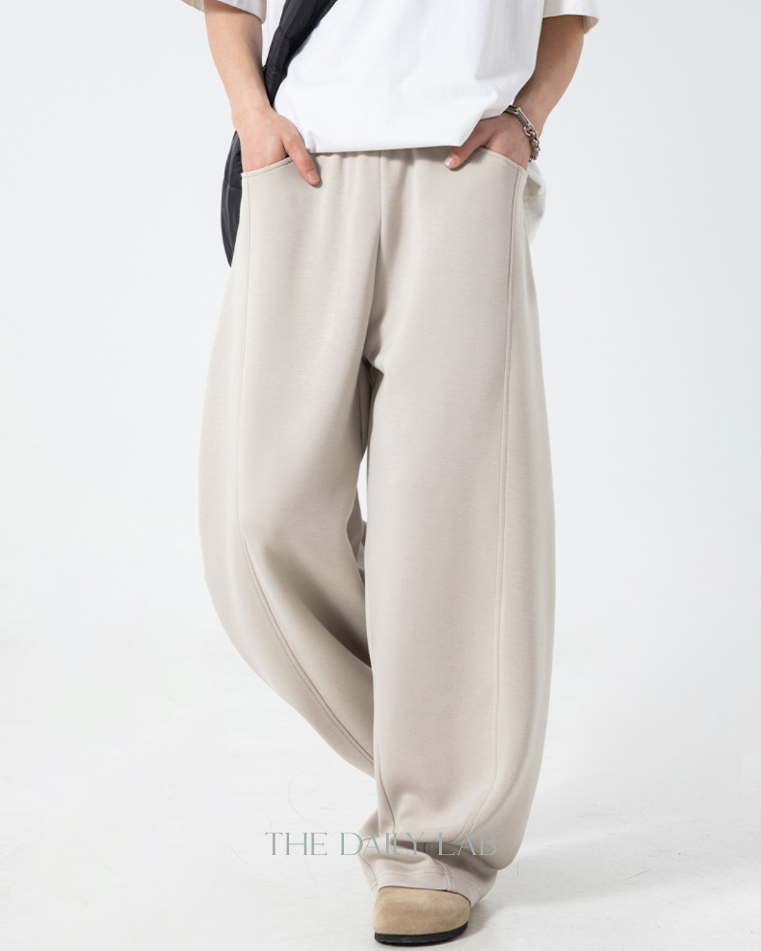 Contour Blade Sweatpants in Beige