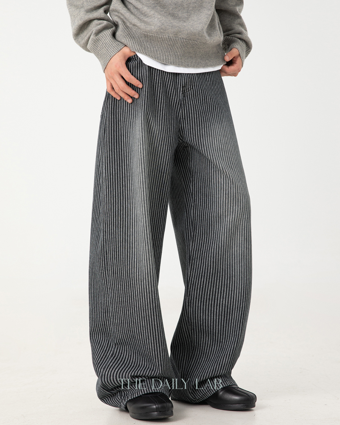 Vintage Washed Vertical-Stripe Jeans In Black