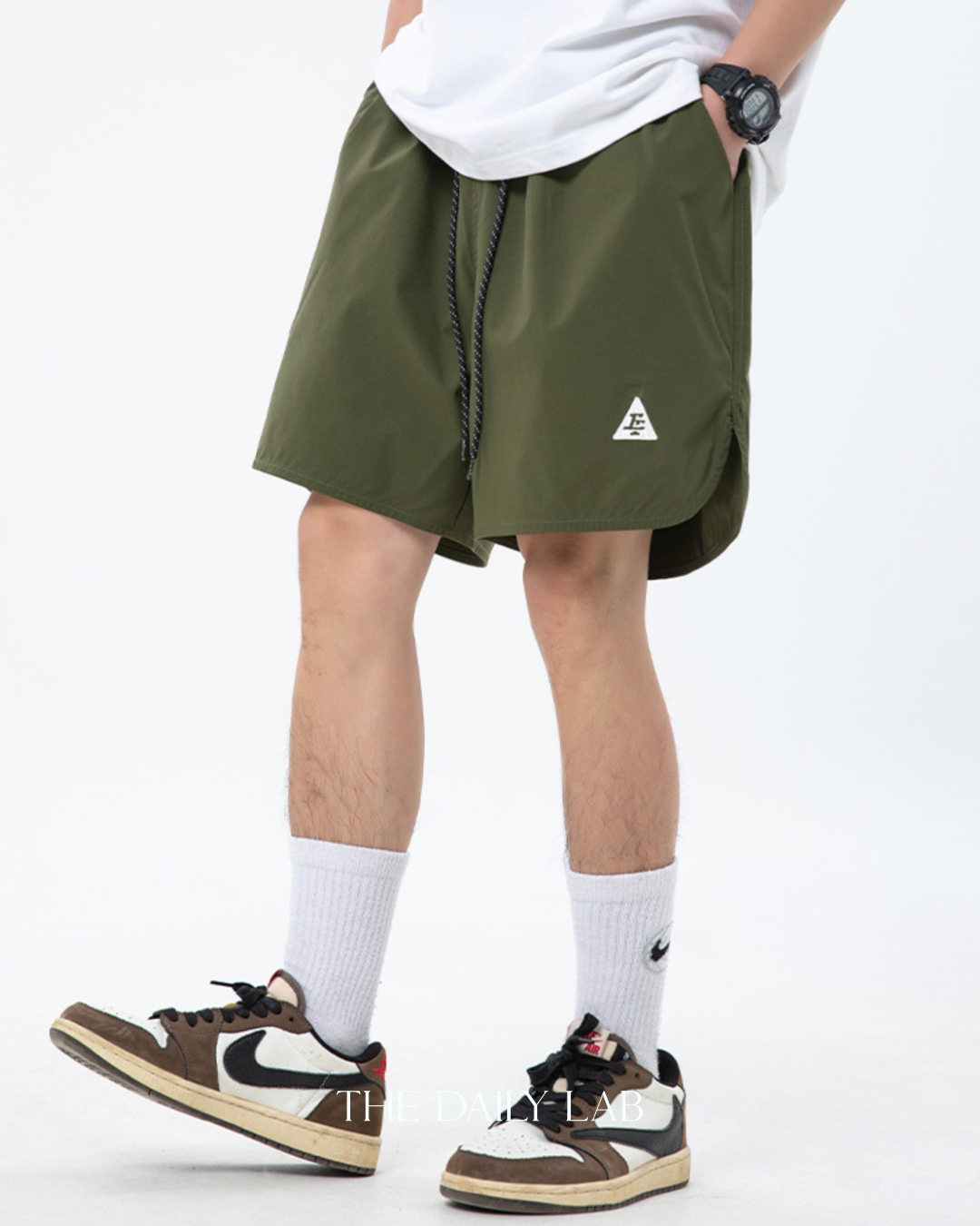 Loose Embroidered Drawstring Shorts in Green