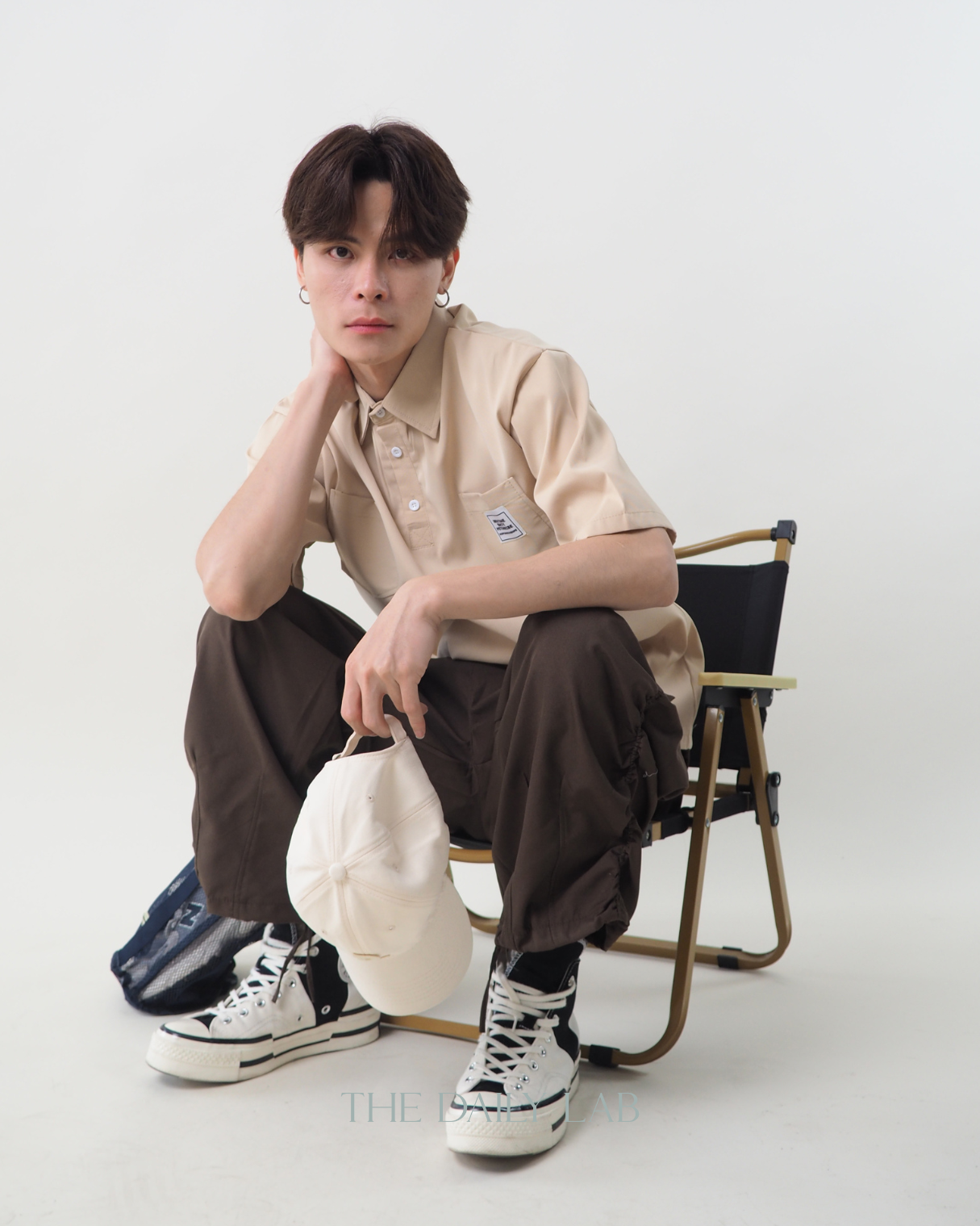Cargo Pocketed Tee in Beige