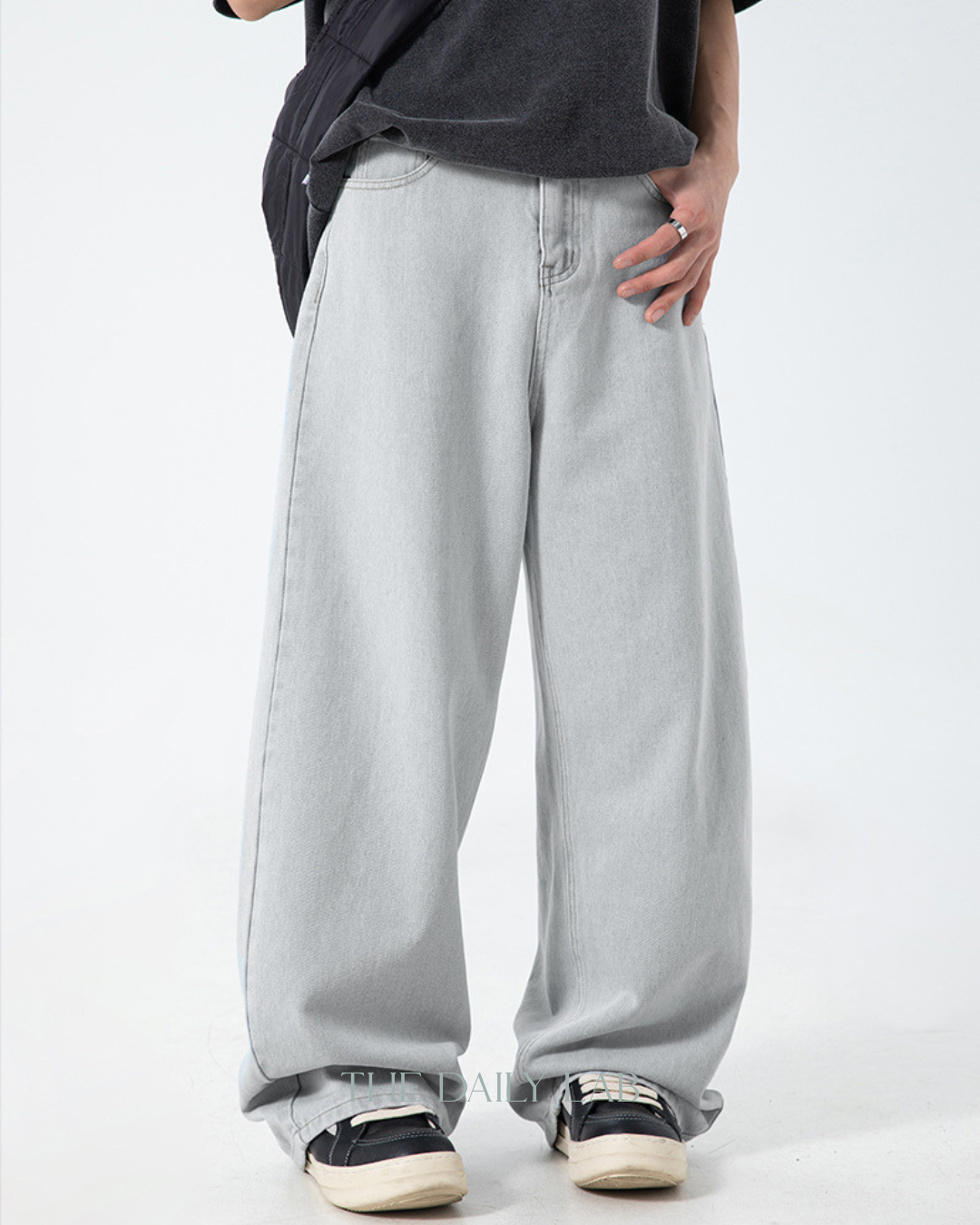 Vintage Washed Wide-Leg Jeans in Blue