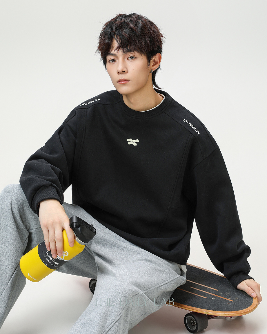 Crew Neck American Style Oversized Sweatshirt In Black