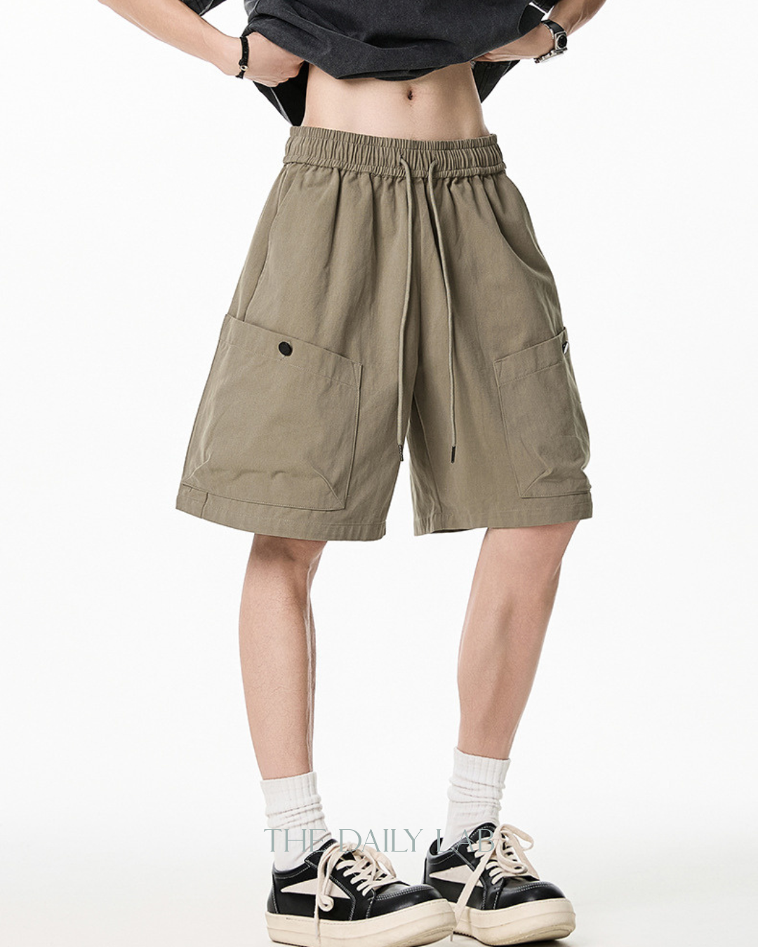 Vintage Oversized Pocket Cargo Shorts in Khaki