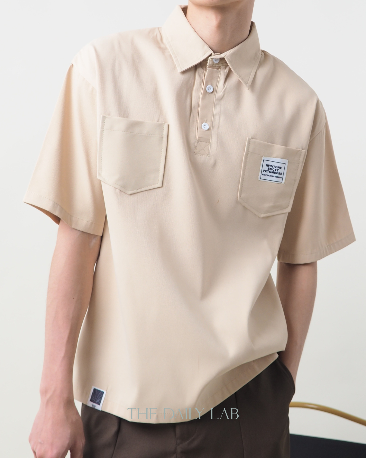 Cargo Pocketed Tee in Beige
