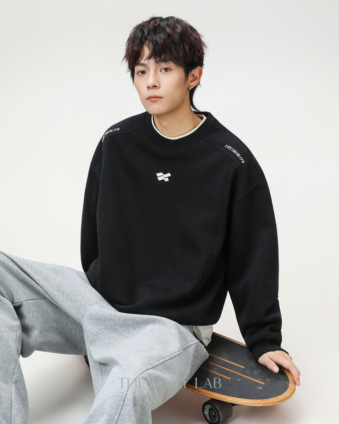 Crew Neck American Style Oversized Sweatshirt In Black
