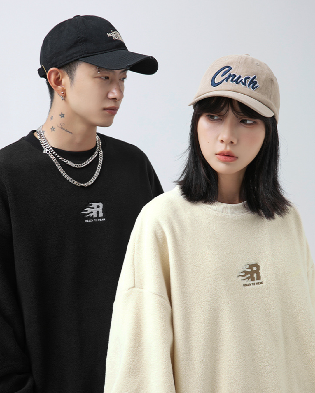 Corduroy R Sweater in Beige