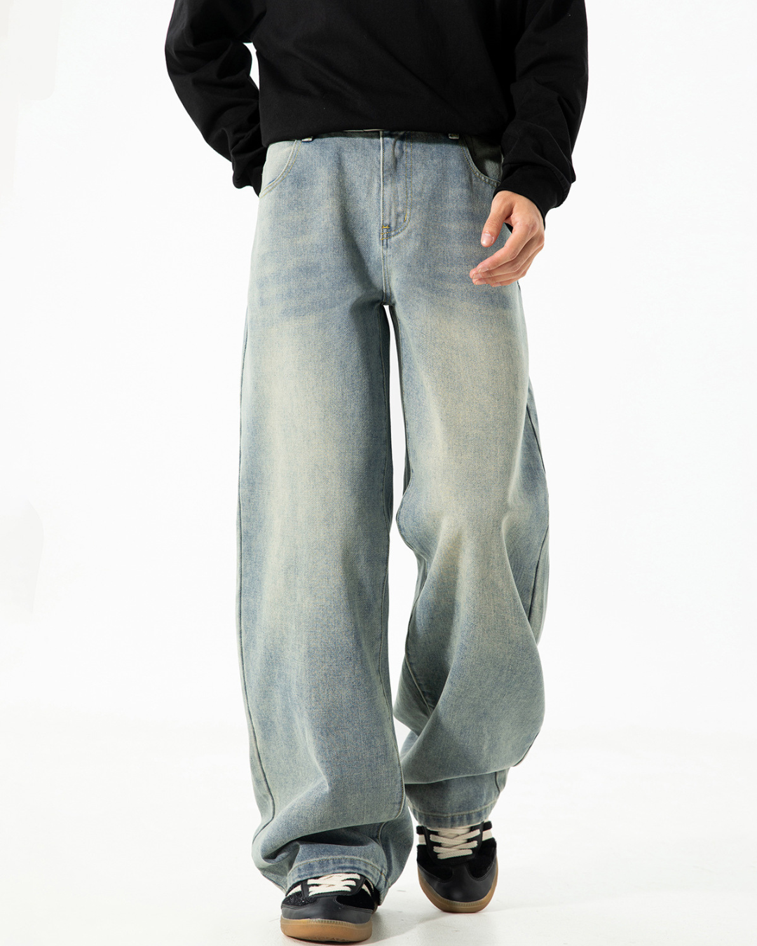 American Vintage Oversized Jeans In LIght Blue