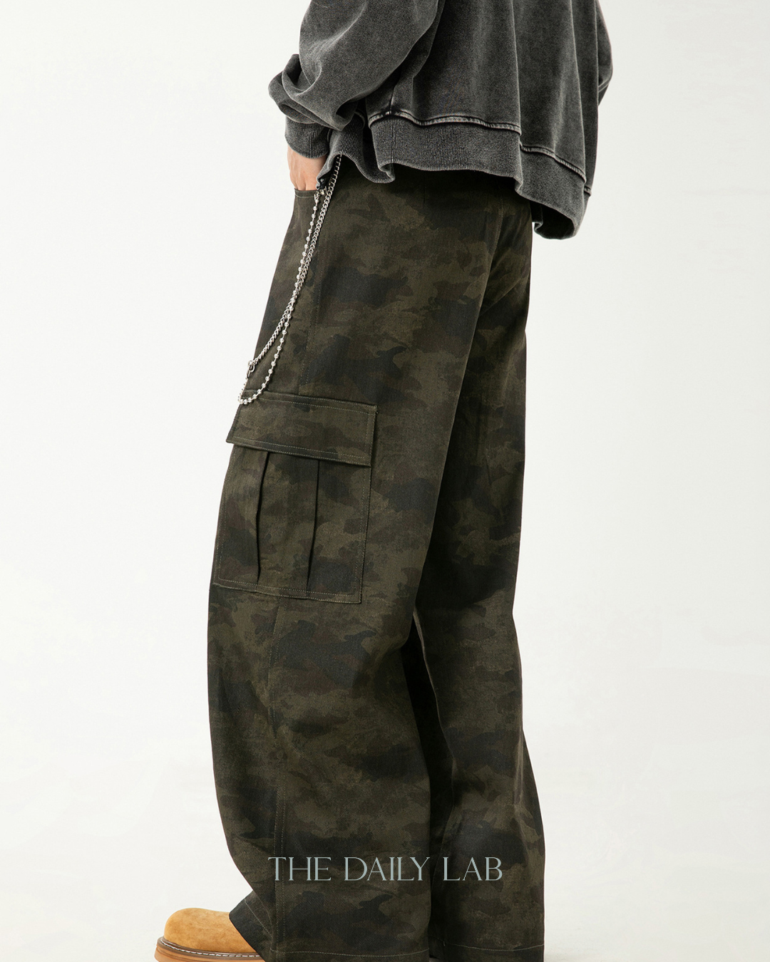 American Vintage Camo Cargo Pants In black and green camouflage