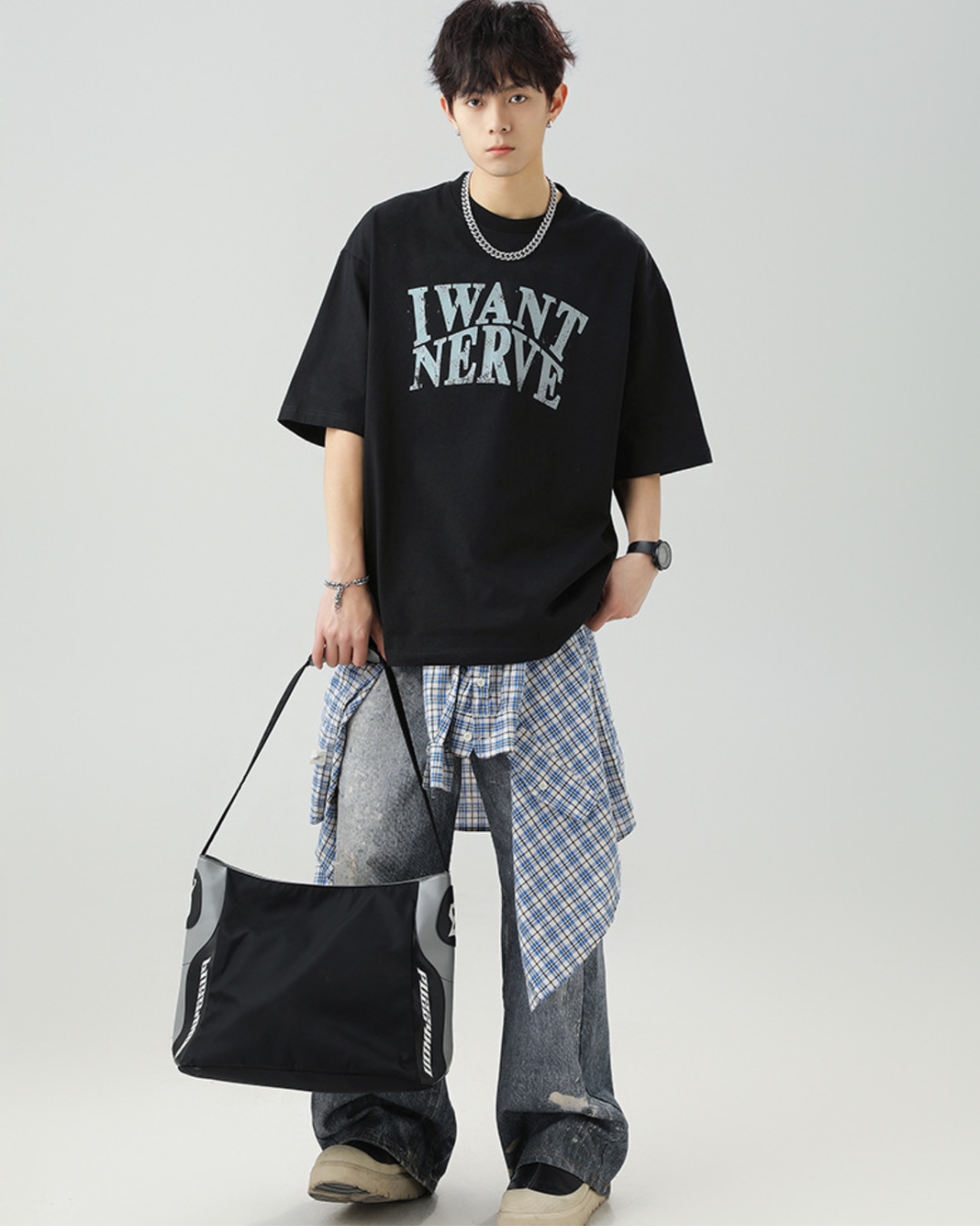 I WANT NERVE Relaxed Tee in Black