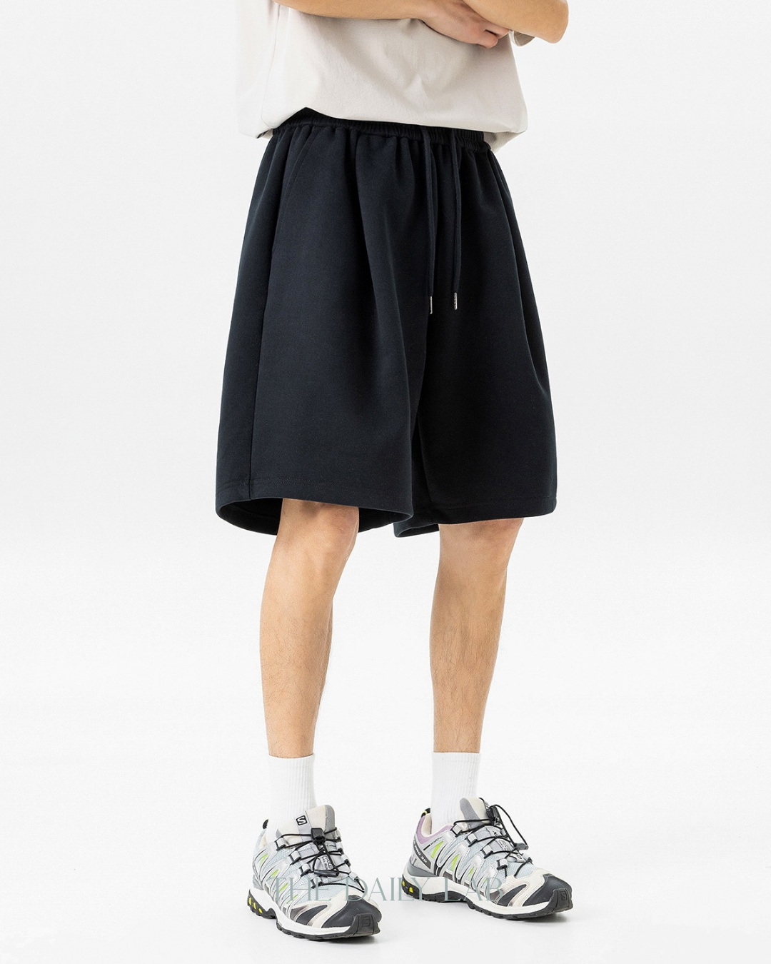 Clean Fit Straight Shorts in Black