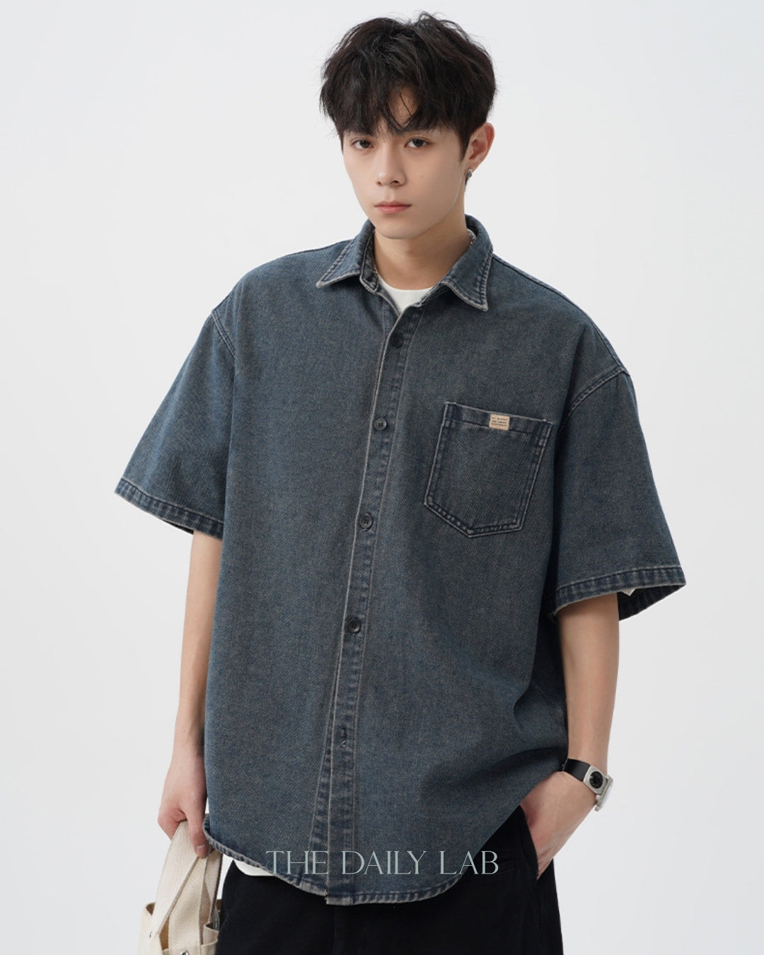 Vintage Washed Denim Short-Sleeve Shirt in Dark Blue