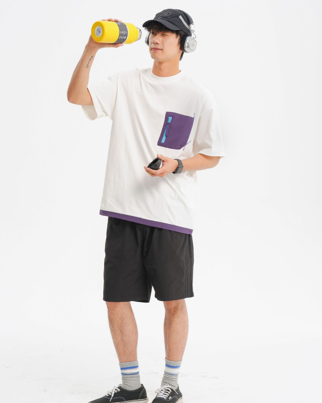 Color-White Pocket Short Sleeve Tee in White