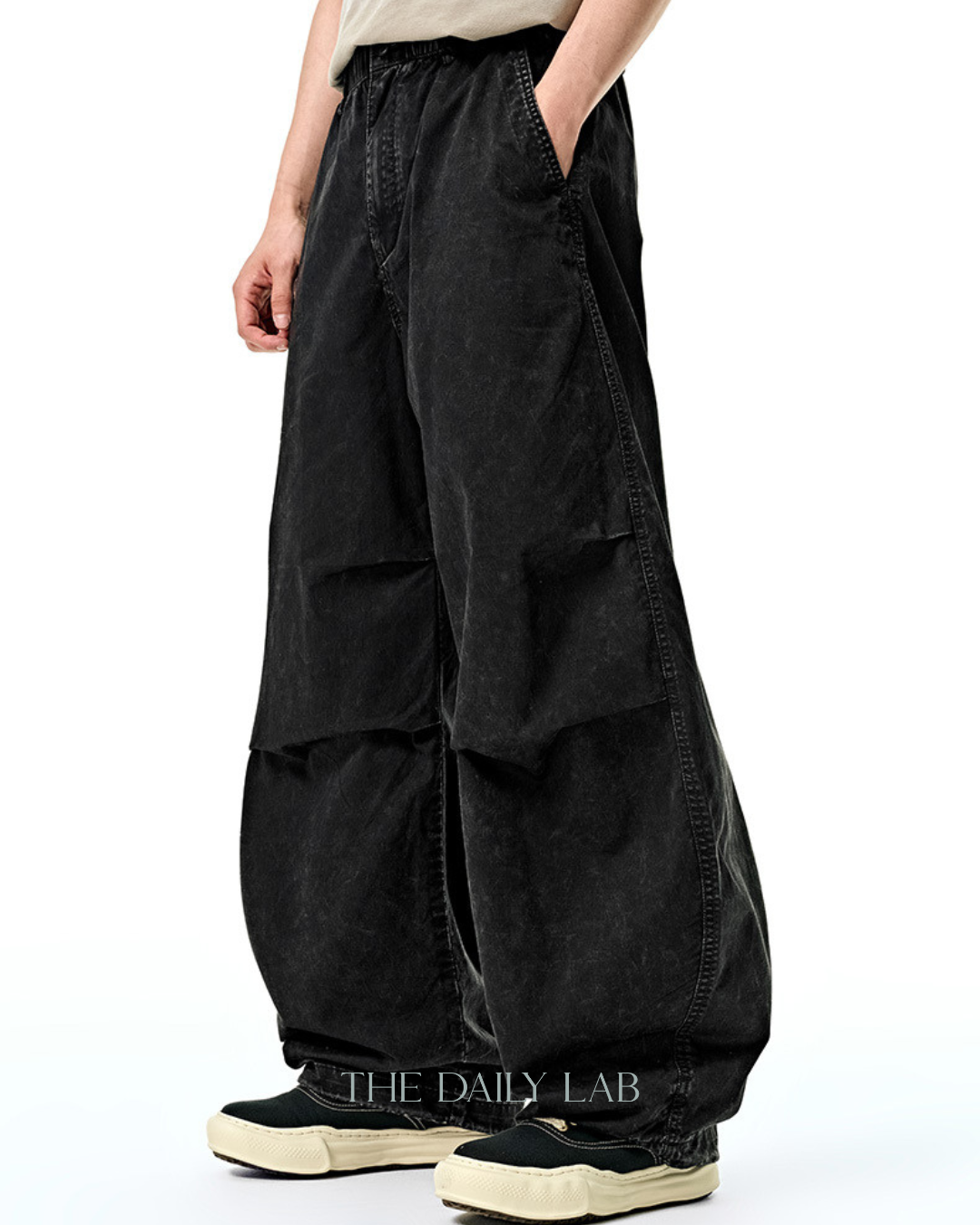 Heritage Drape Cargo Pants in Black