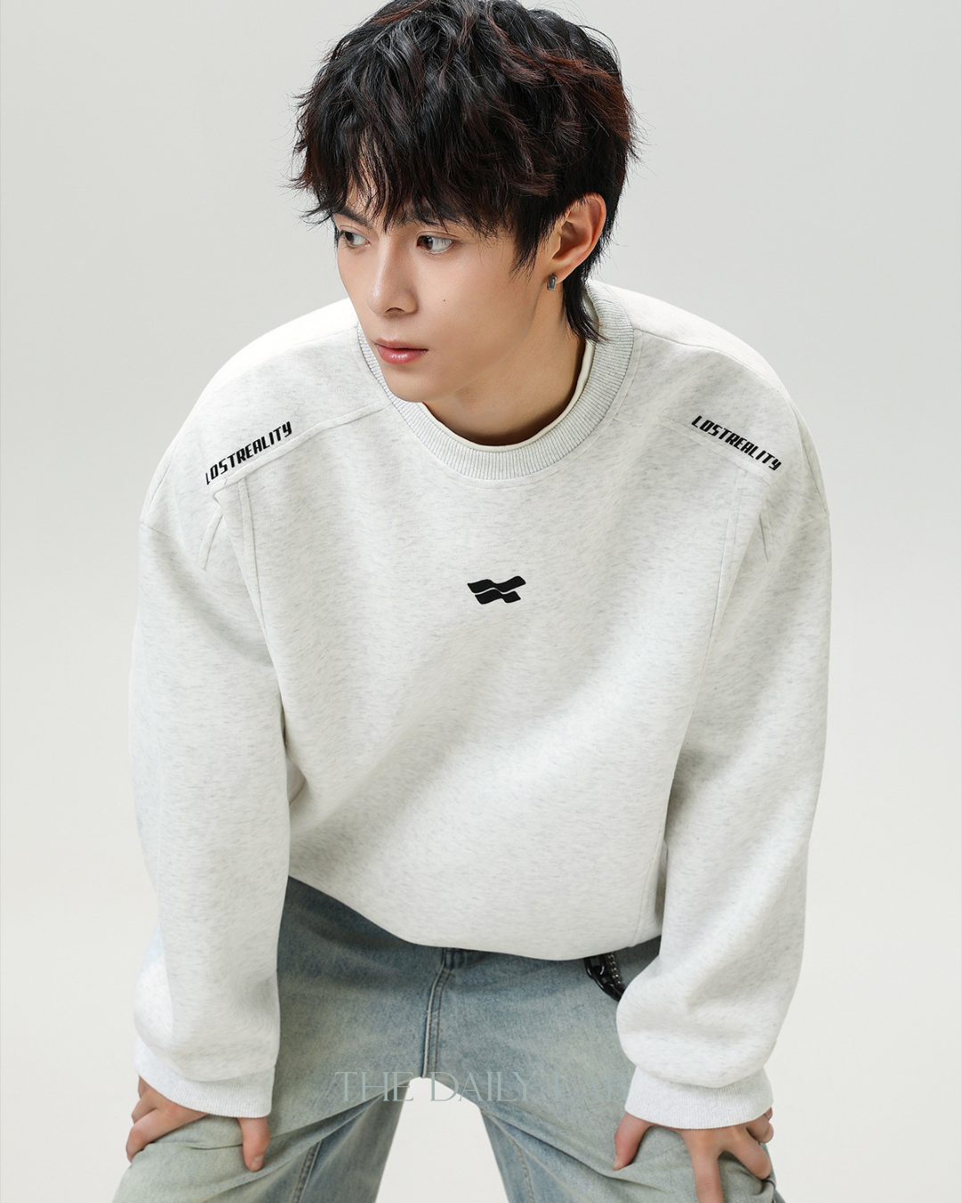 Crew Neck American Style Oversized Sweatshirt In White