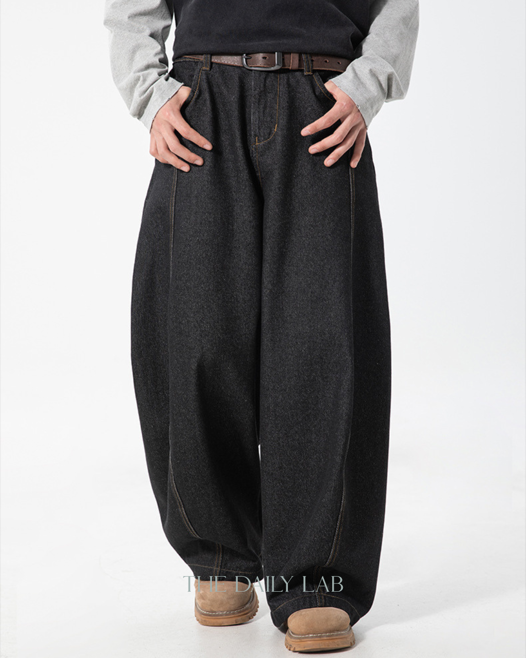 Loose Fit Curved-Cut Denim