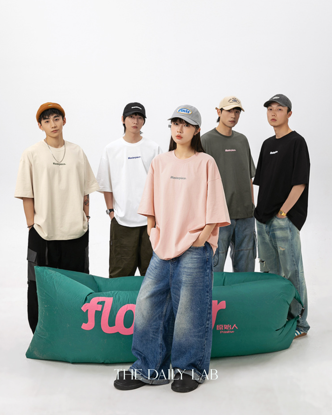 Masterpiece Graphic Oversized Tee in Black (Size M)