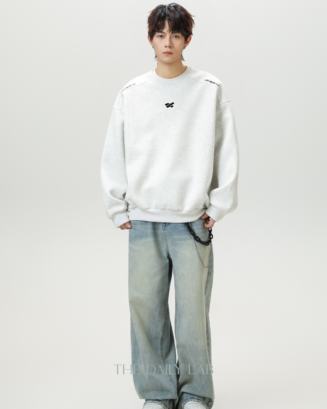 Crew Neck American Style Oversized Sweatshirt In White