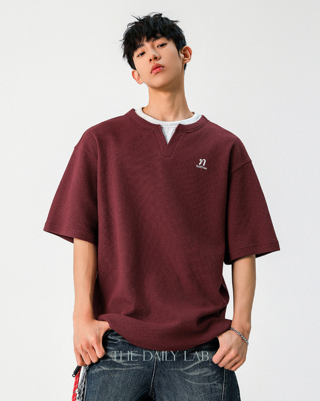 Vintage Grid V-Tee in Red