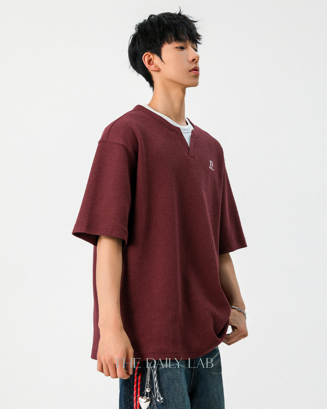 Vintage Grid V-Tee in Red