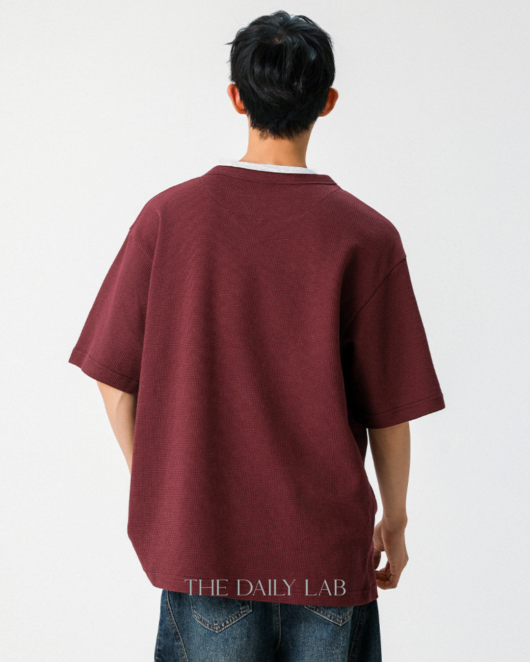 Vintage Grid V-Tee in Red
