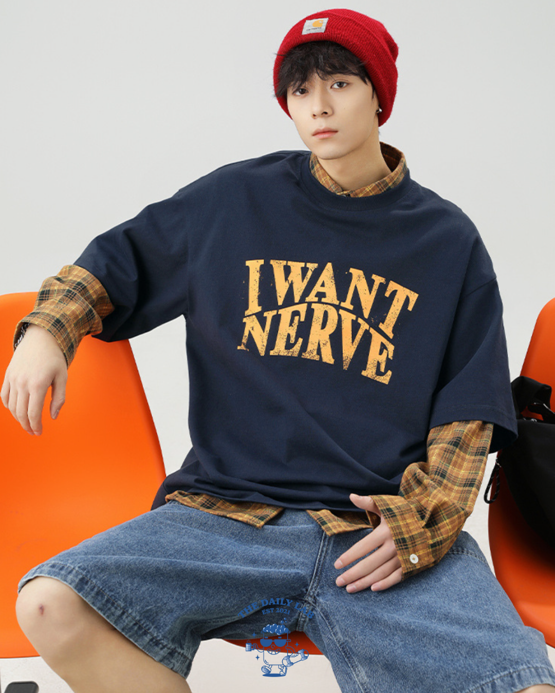 I WANT NERVE Relaxed Tee in Navy