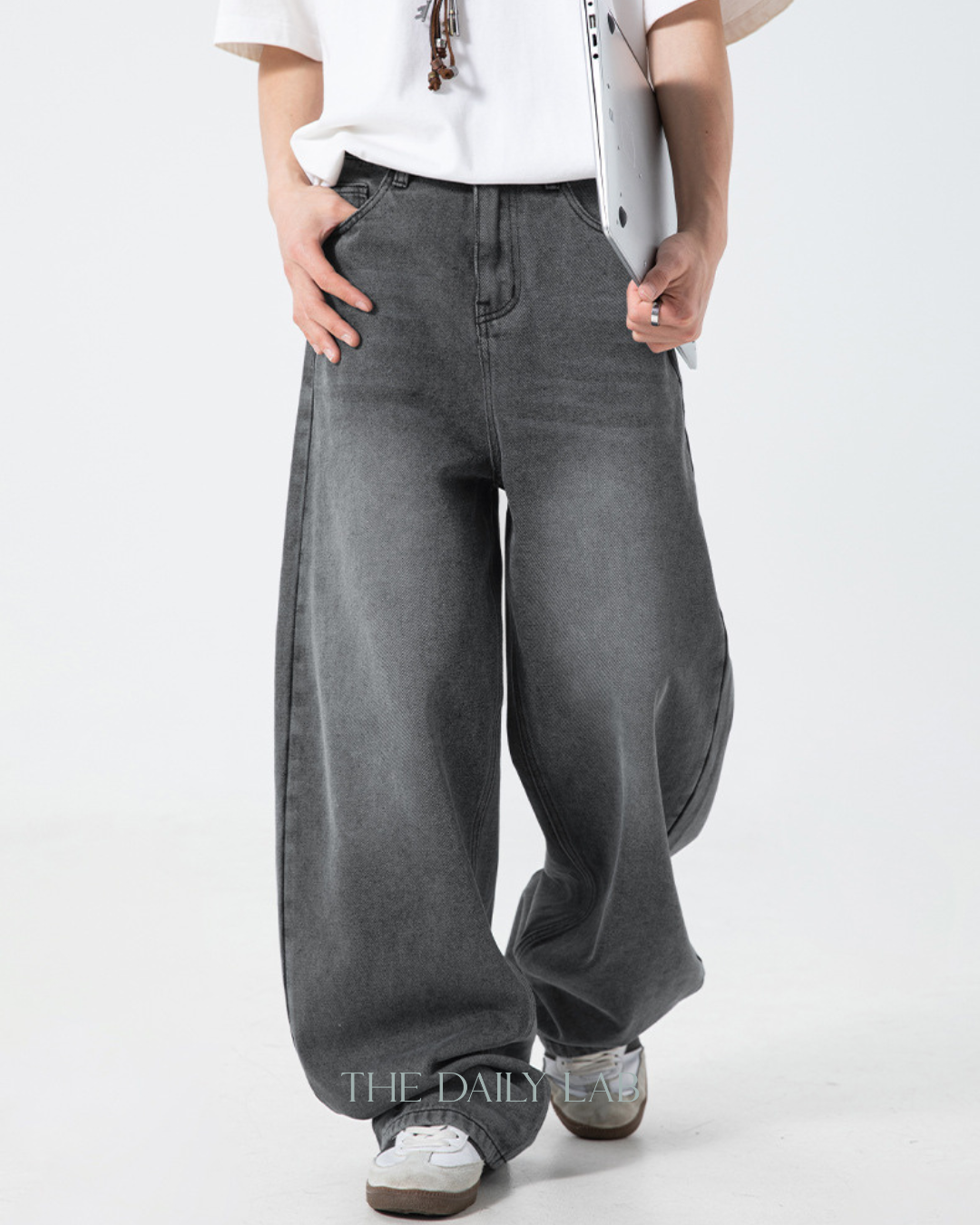 Vintage Washed Wide-Leg Jeans in Grey