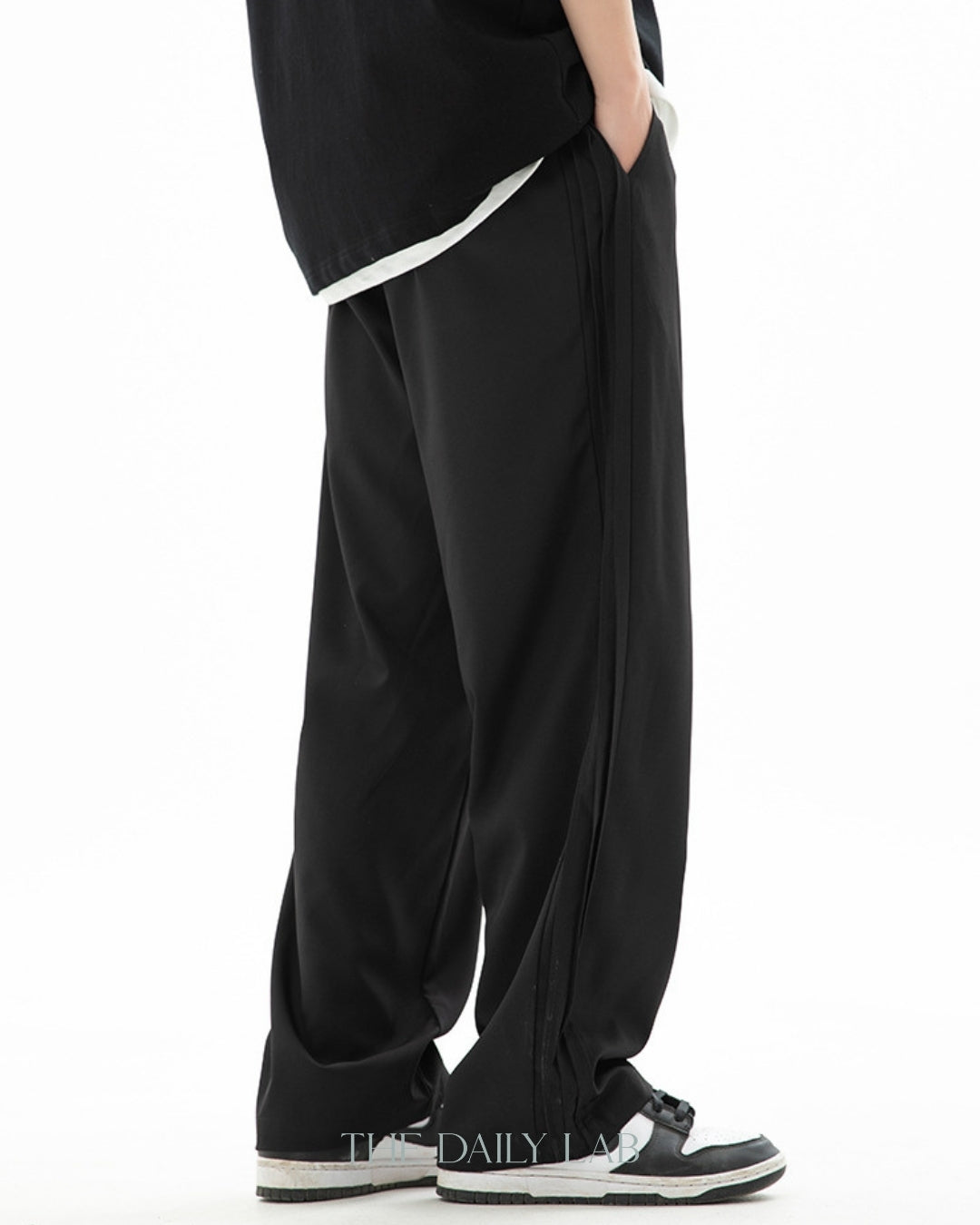 Breeze Cool Relaxed Fit Pants in Black
