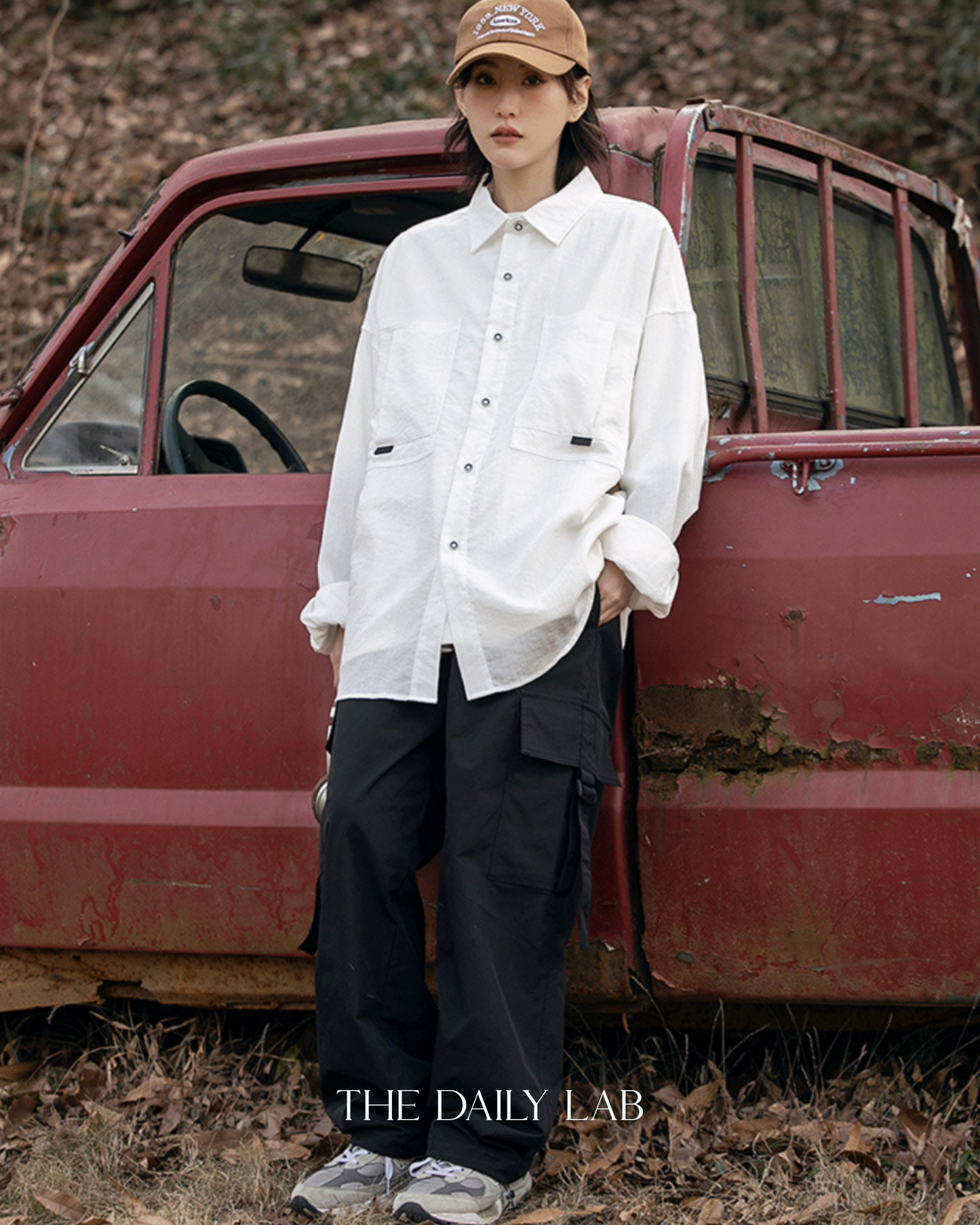 Buttoned Pleat Shirt in White