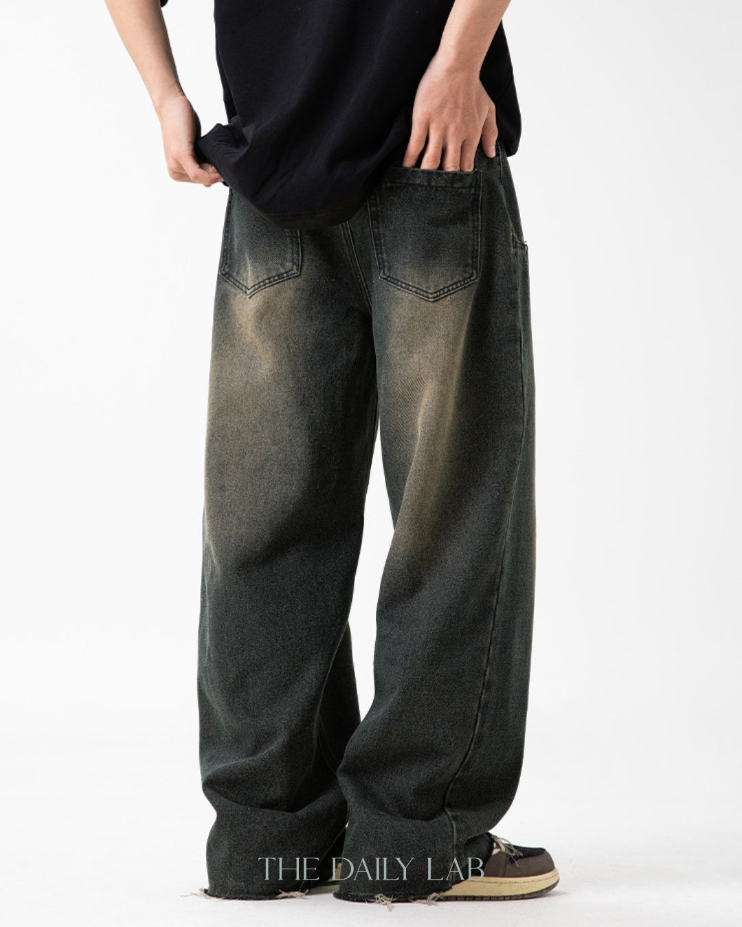 Vintage Washed Jeans in Black