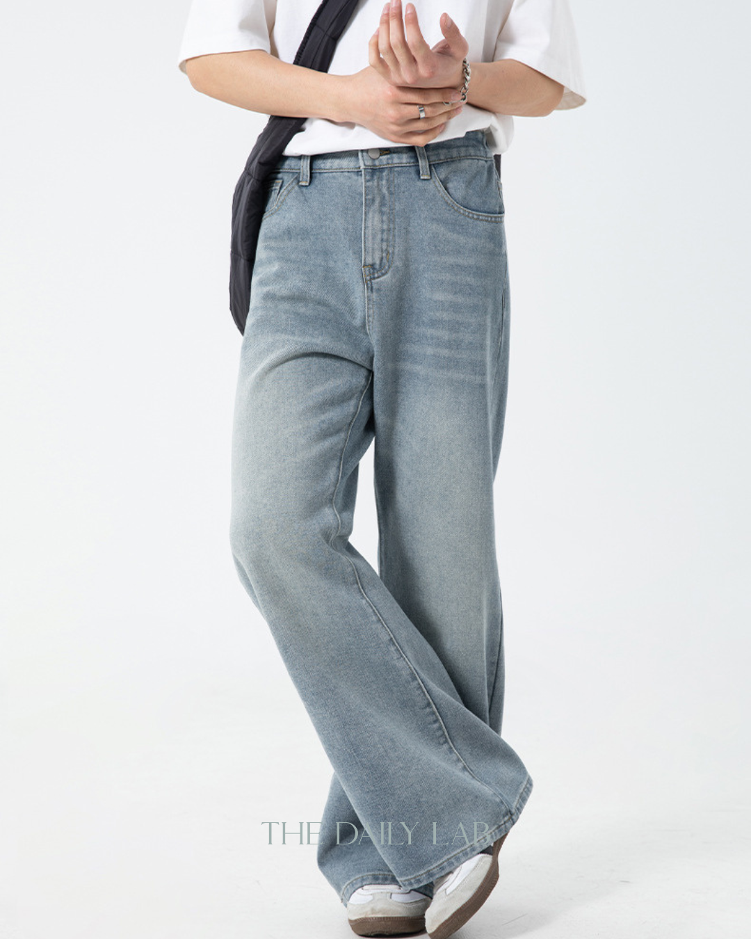 Washed Streetstyle Flare Jeans in Blue