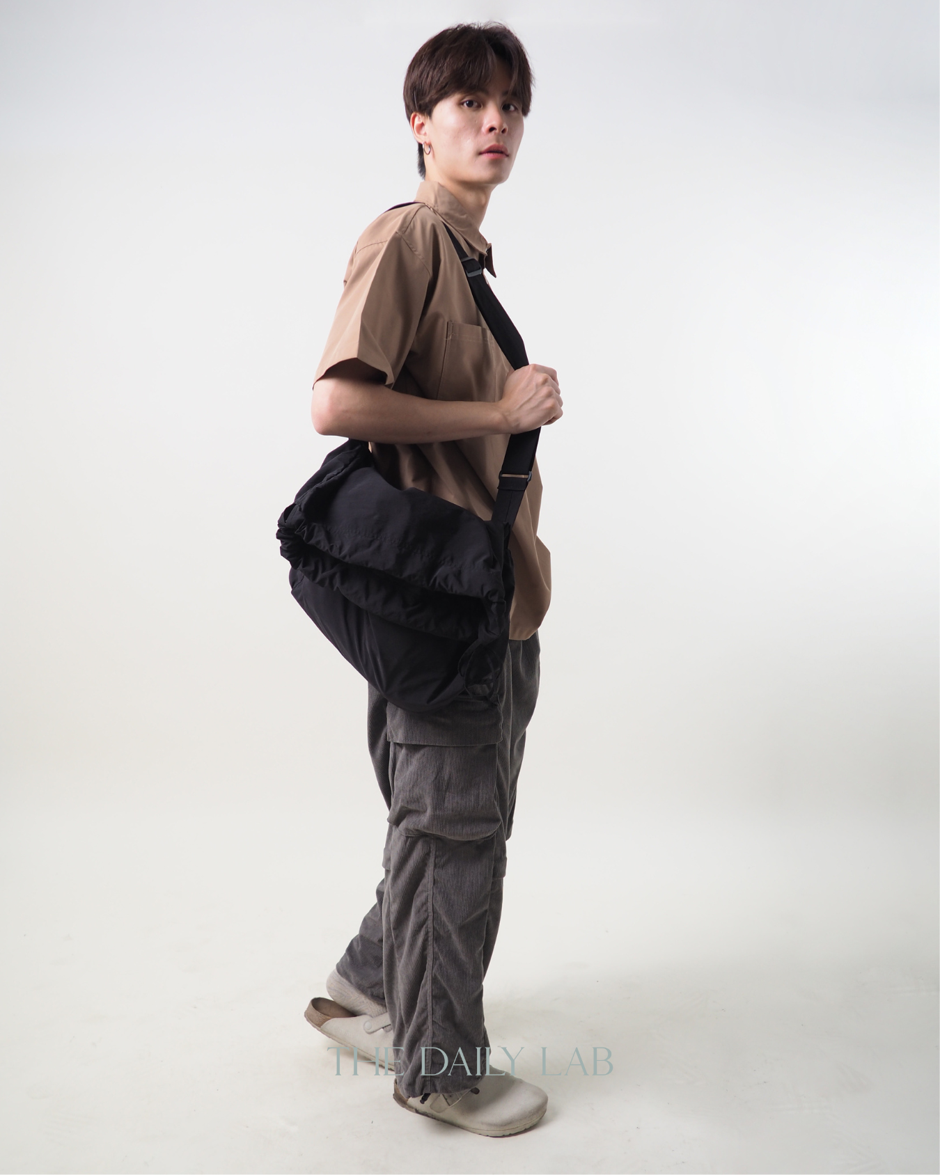 Cargo Pocketed Tee in Brown