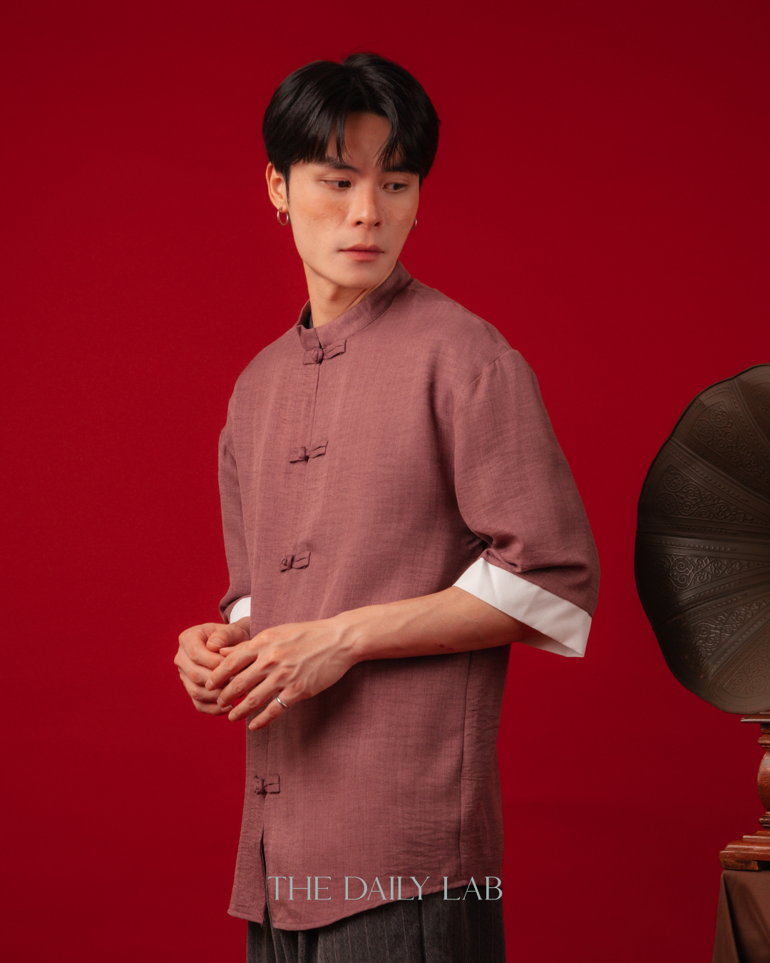 Vintage Linen Chinese Button Shirt in Purple