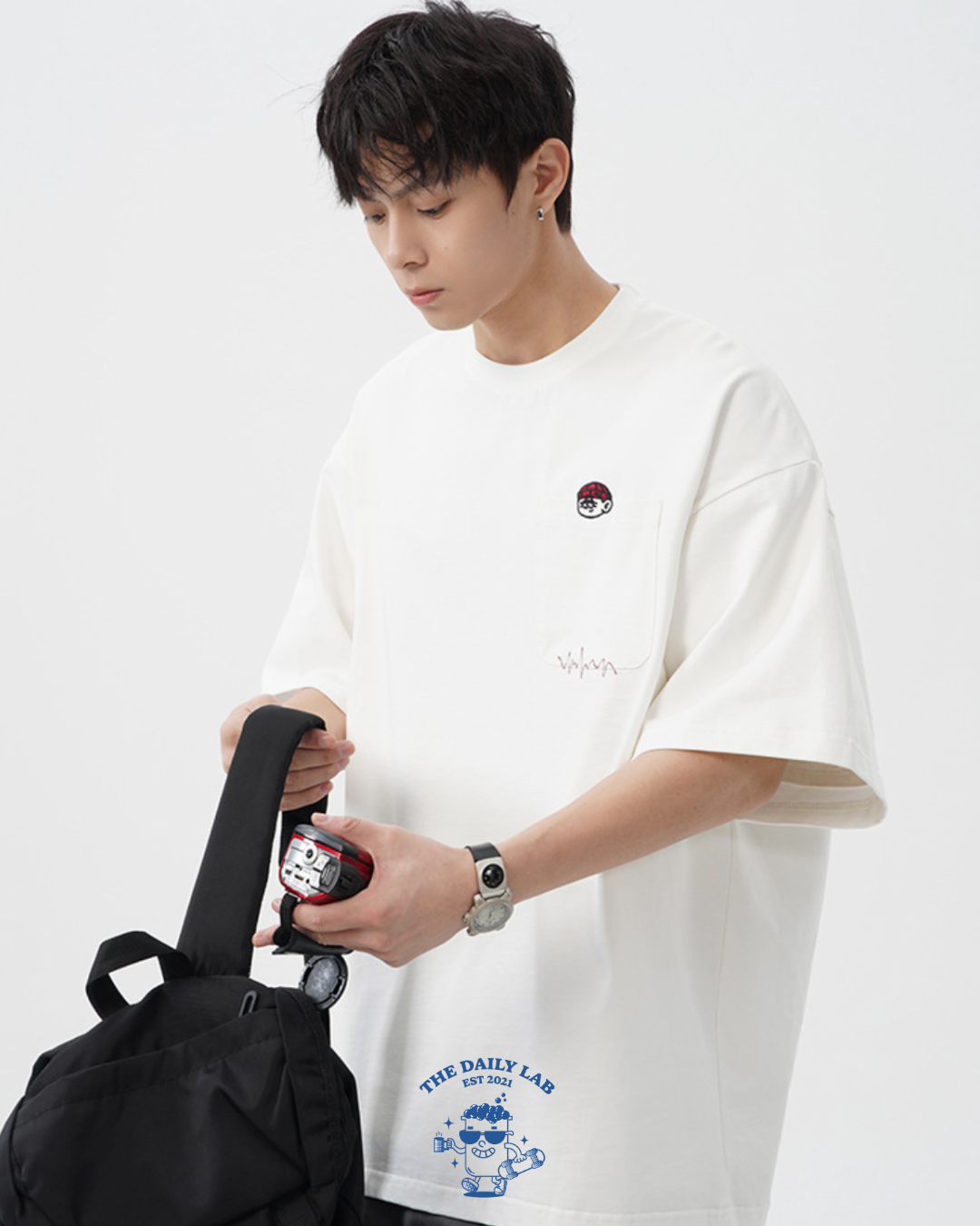 Pocketed Embroidery Relaxed Tee in White