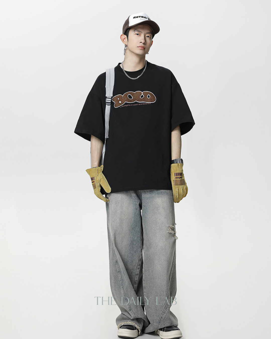 BOLD Stitch Vintage Tee in Black