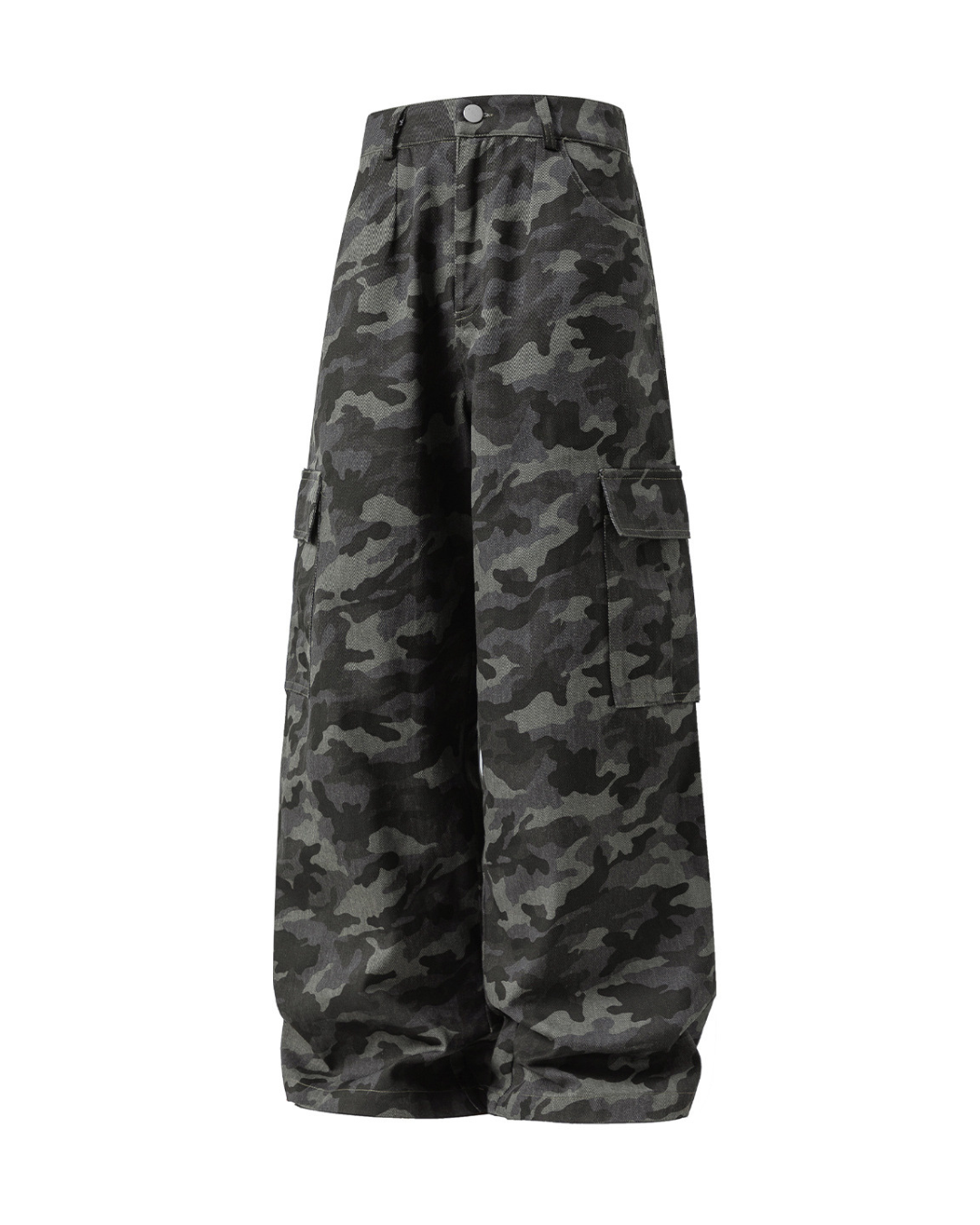 American Vintage Camo Cargo Pants In green and brown camouflage