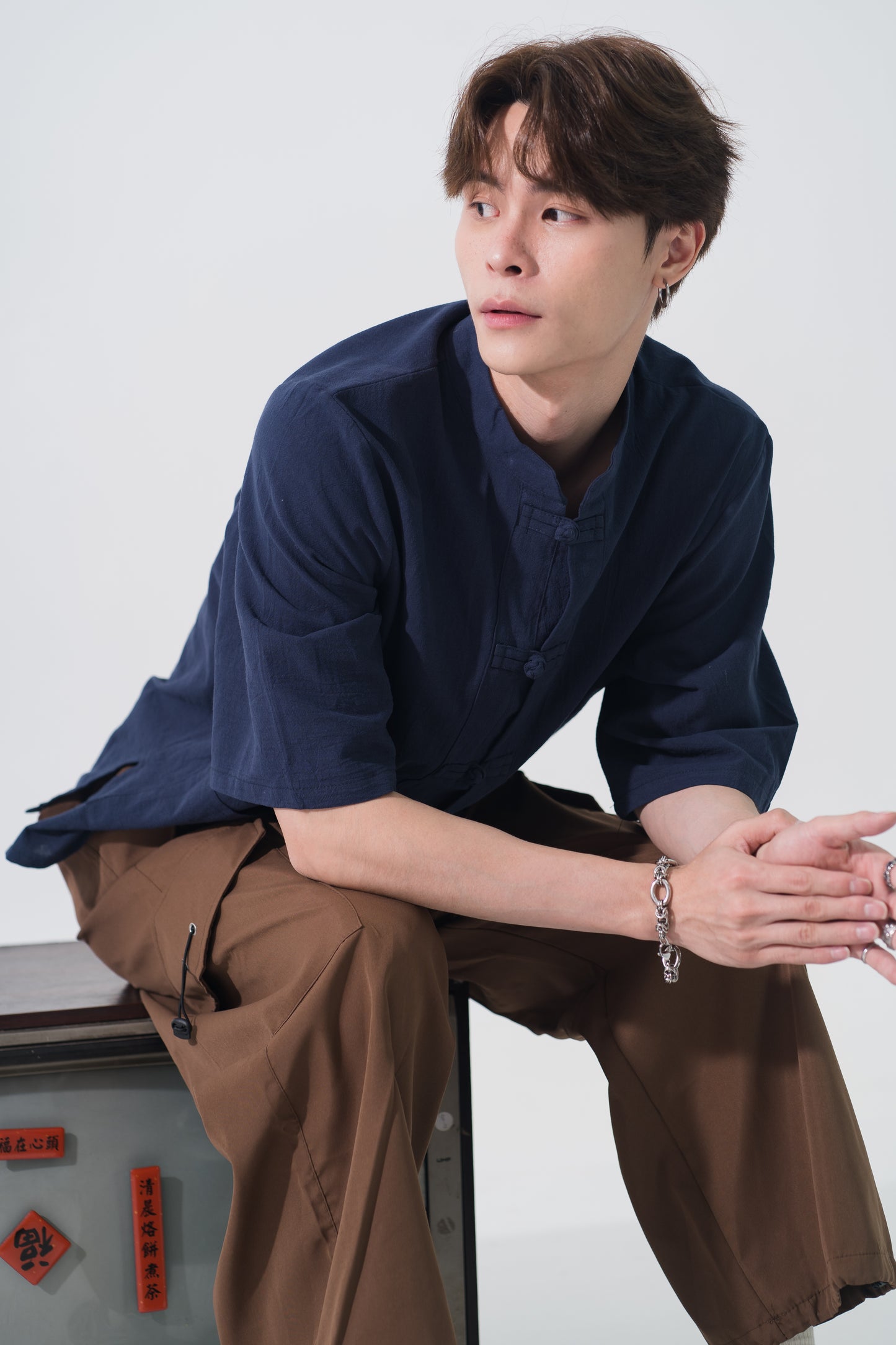 Linen Cotton Pankou Tang Suit in Navy