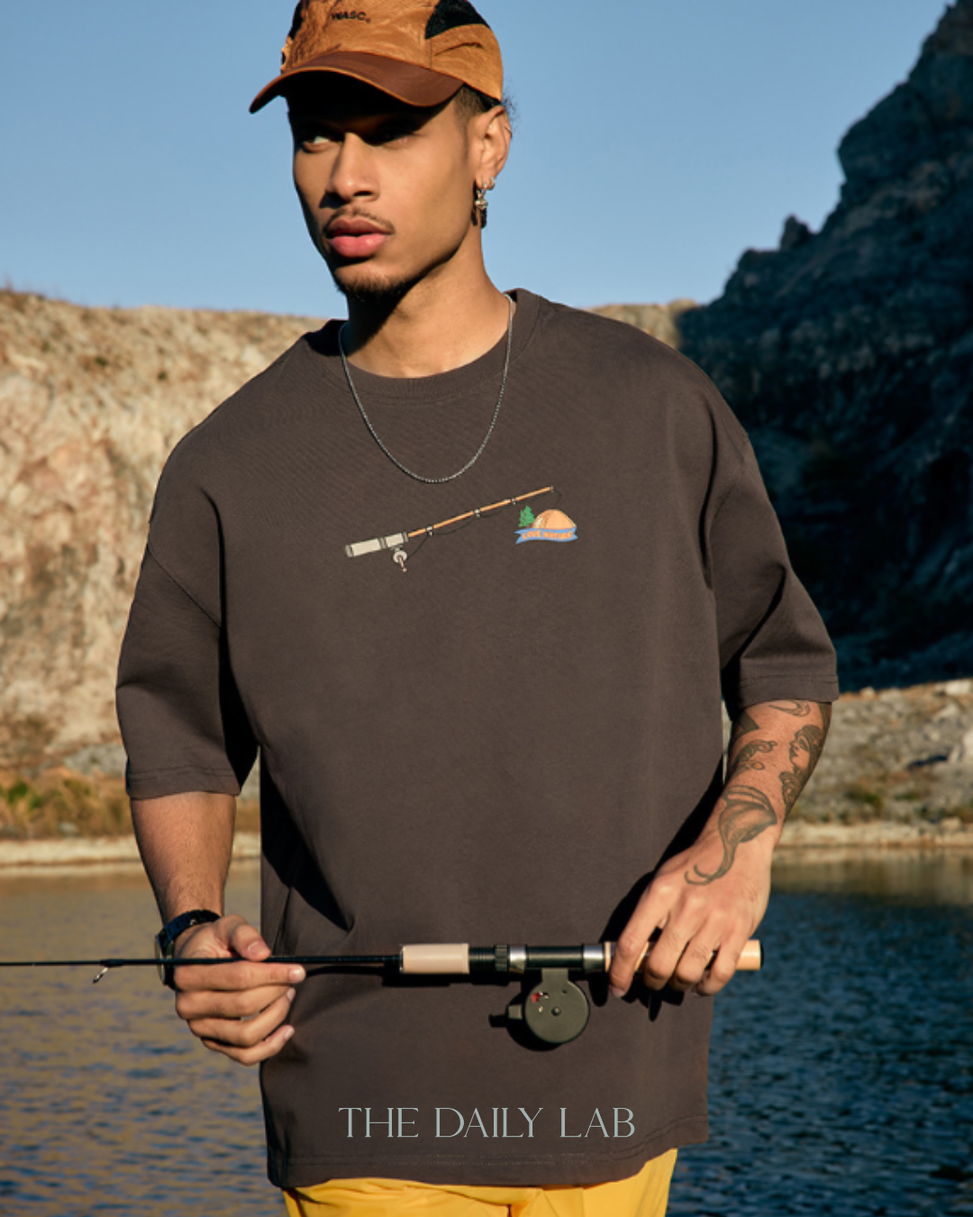 LOVE NATURE Tee in Brown