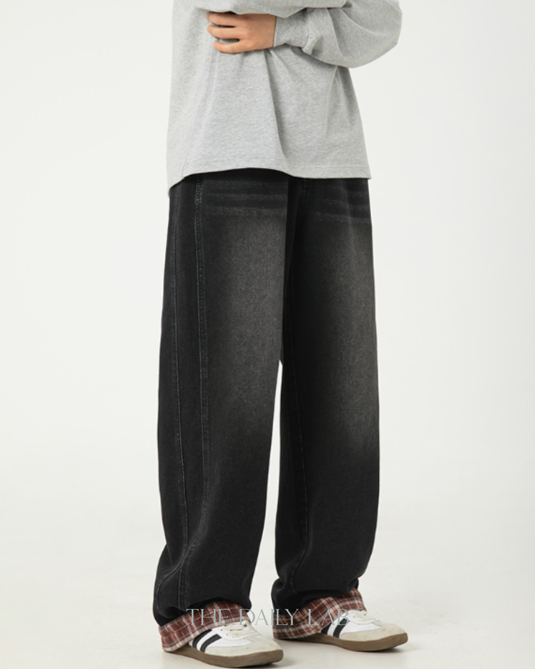 Urban Patchwork Relaxed Jeans in Black