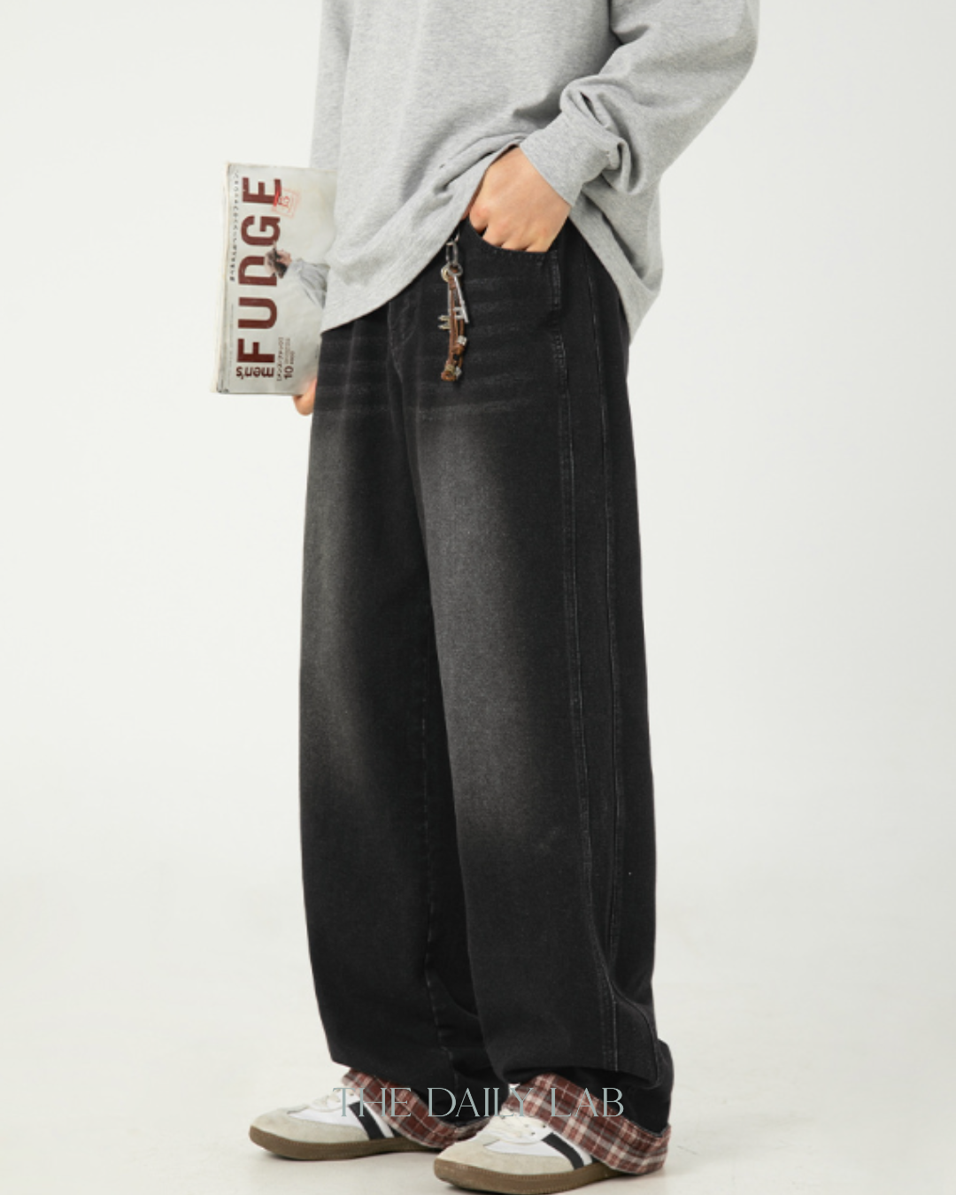 Urban Patchwork Relaxed Jeans in Black