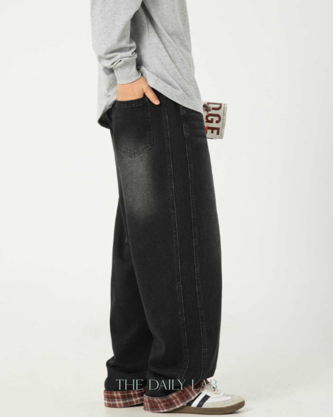 Urban Patchwork Relaxed Jeans in Black