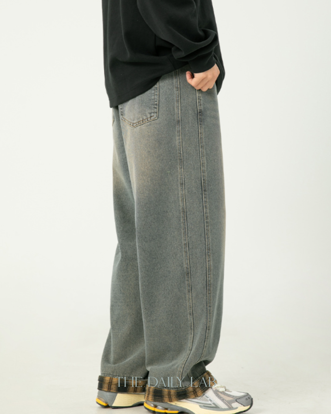 Urban Patchwork Relaxed Jeans in Blue