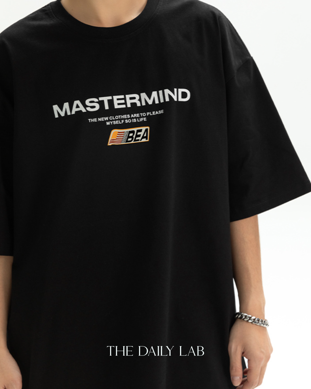 Mastermind Loose Tee in Black