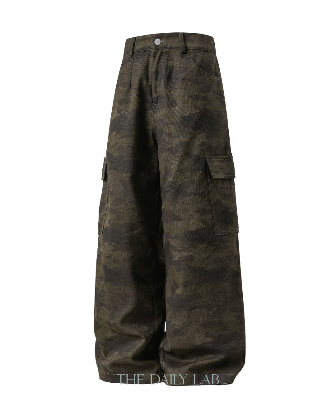 American Vintage Camo Cargo Pants In black and green camouflage