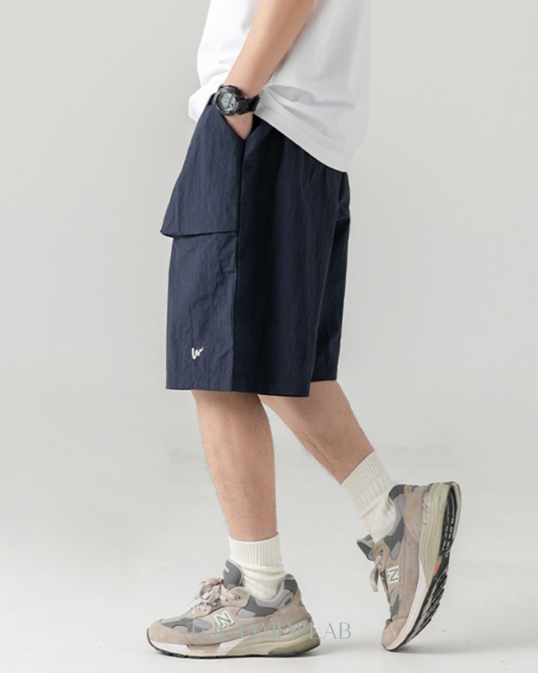 Taslon Cargo Shorts in Navy