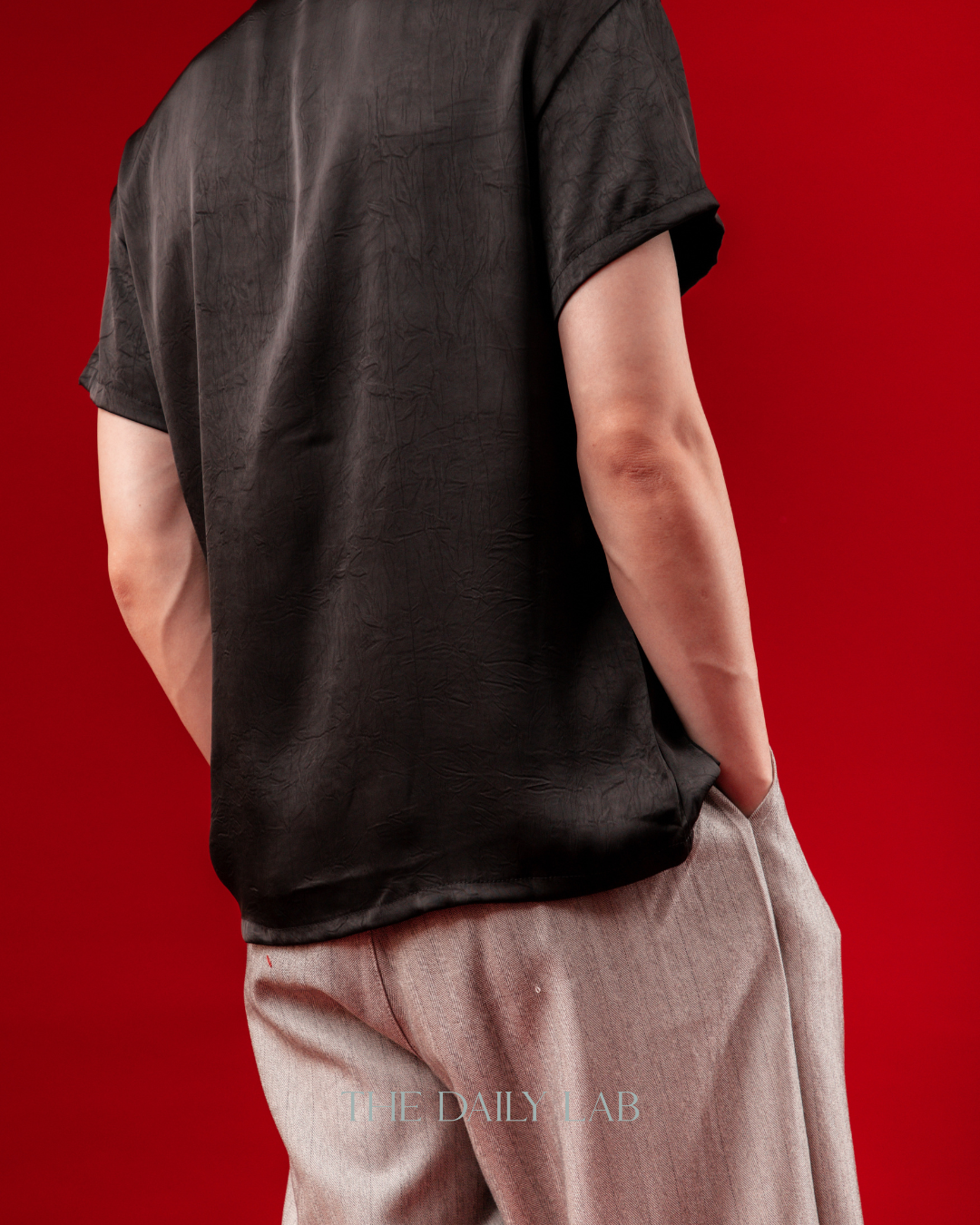 Crimson Knot Tang Shirt in Black