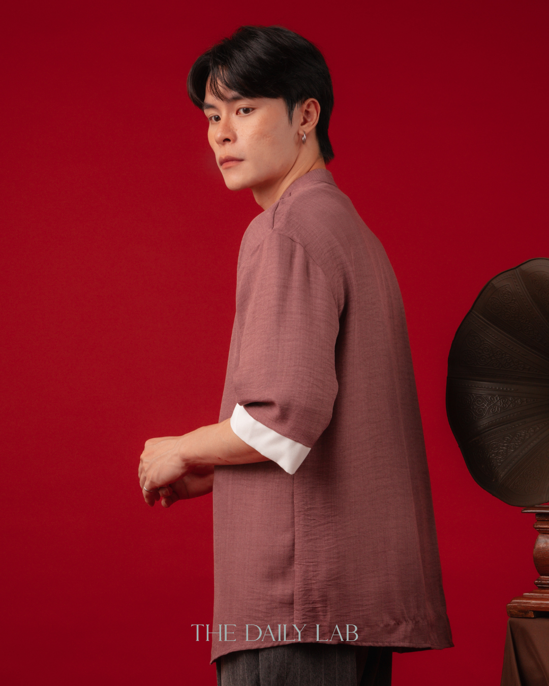 Vintage Linen Chinese Button Shirt in Purple