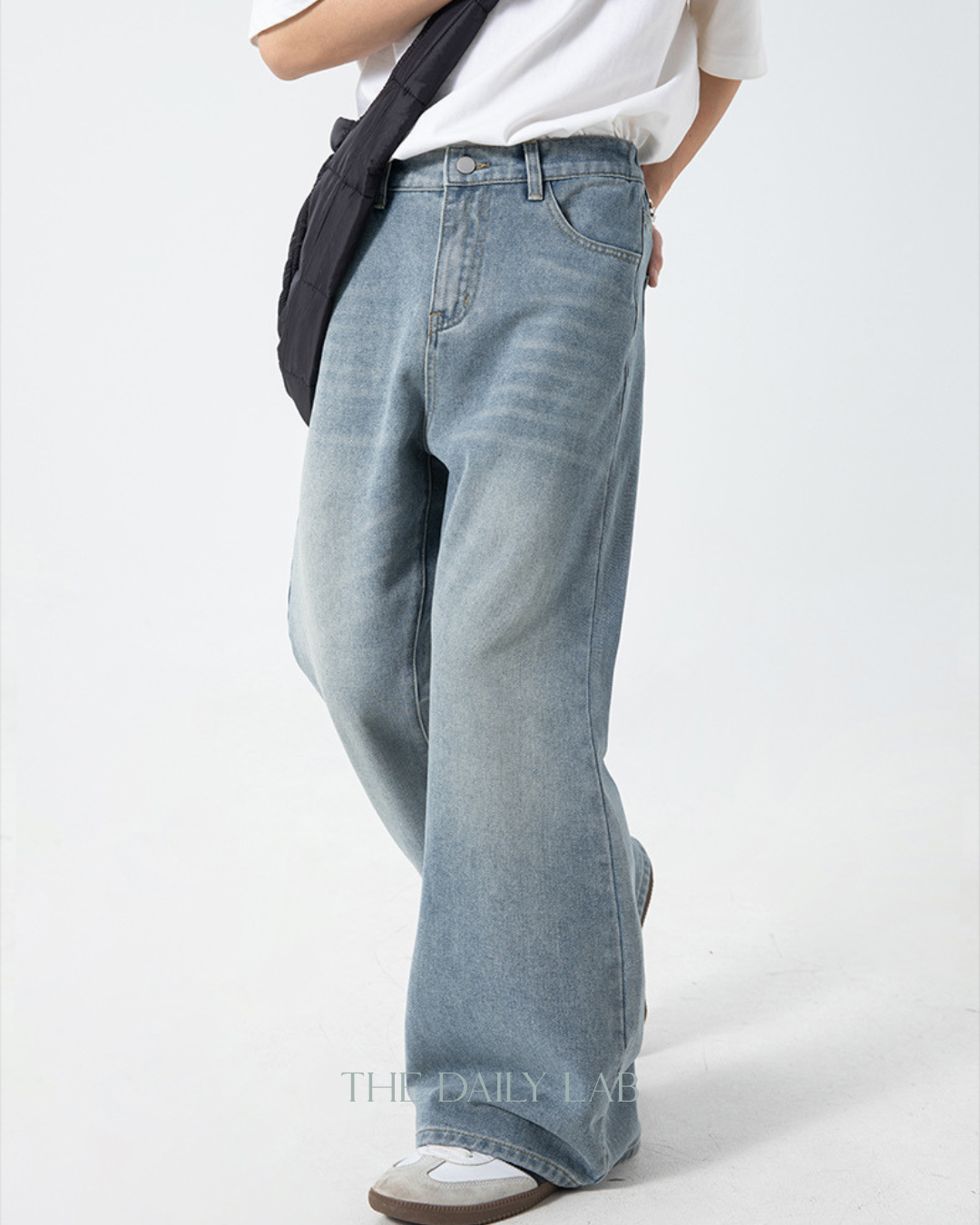Washed Streetstyle Flare Jeans in Blue